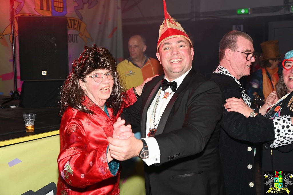 ../Images/Senioren carnaval 2024 382.jpg